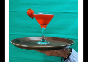 Aproned Mixologist; Cocktail Bar; Mobile Bar; Wedding bar; Cocktails