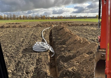 drenazo kasimas, drenazo irengimas, drenazas, transeja, drenazo vamzdziai su geotekstile