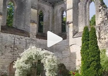 Wedding at Abbaye de Longpont, Aisne, near Paris, France