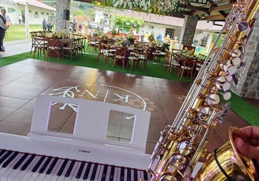 Piano y saxofon para coctel en boda en boquete