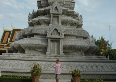 Tracey Billington at the Royal Palace of Cambodia, Phnom Penh, Cambodia