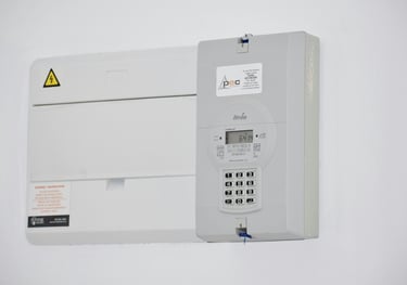 Išmanios elektros instaliacijos valdymo konsolė