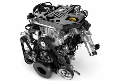 Motor Cummins 6.7 Turbodiesel em imagem de estúdio com fundo claro