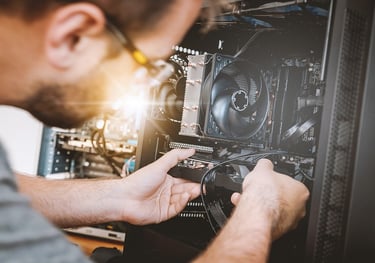 "Manutenção e conserto de computadores em Campo Grande RJ - VSAR Informática"