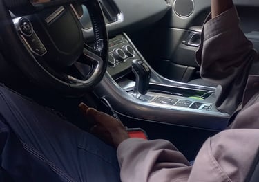 IMAGE MONTRANT LE SERVICE DE DIAGNOSTIC CHEZ AUTOCRAZE 229