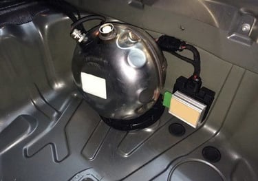 IMAGE MONTRANT LE SERVICE D'ACTIVE SOUNDS SYSTEME CHEZ AUTOCRAZE 229