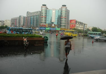 Nick and Tracey Billington the streets of the city of Guilin, China