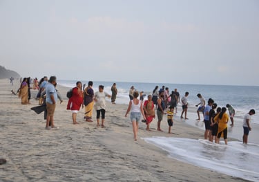 Tracey Billington at Alappuzha beach, Kerala, India
