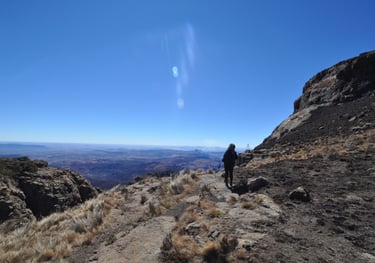 Sentinel peak, Drakensberg amphitheatre, South Africa 