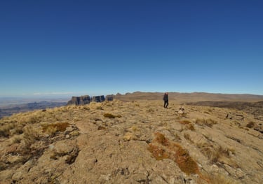 Tracey Billingtonon top of the Drakensberg Amphitheatre Plateau, South Africa