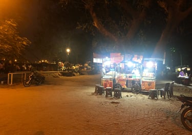 Night stalls near Nehru Park, Kochi, Kerala, India