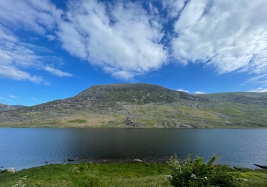 Llyn Ogwyn and Prn yr Ole Wen
