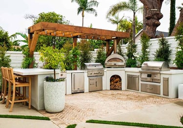 Outdoor kitchen landscaping Marbella