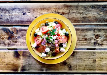 greek salad Snekutis