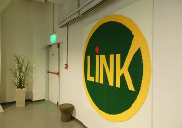 a wall with a link link link link link link link link lin.   CorpoRASTI Regalos emprk link link link