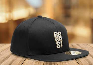 Casquette Noire Beers brodé design par Marion Guizzardi, directrice artistique, Montpellier.