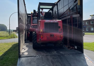 Transport Radlader mit Tiefbett