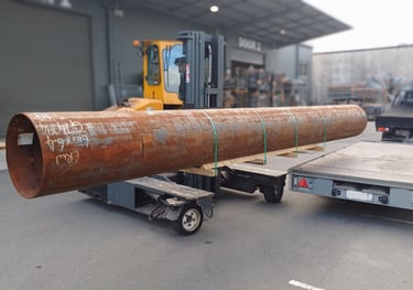 loading the Materials to build a custom bbq smoker onto a trailer