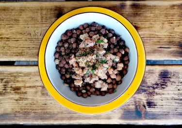 žirniai su spirgučiais Šnekutis