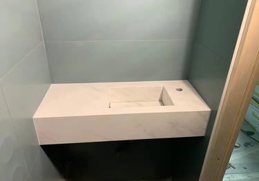 Lave main premium white Granitifiandre