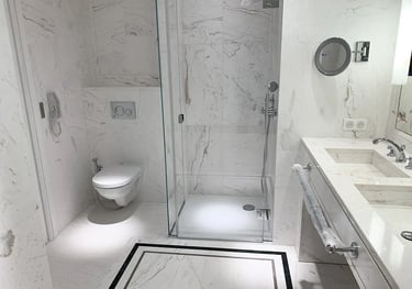 Toilette marbre blanc