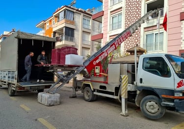 Antalya asansörlü nakliyat ve yüksek katlı binalar için dış cephe asansörü nakliye hizmeti.