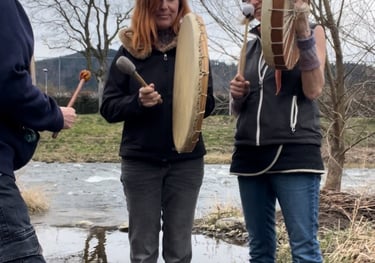 gemeinsam Trommeln singen und sich auf die Reise begeben