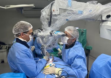 Dr Gilnard operando Tumor cerebral em Fortaleza Ceará