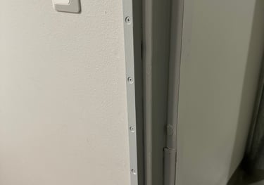 Murtosuojarauta puuovi