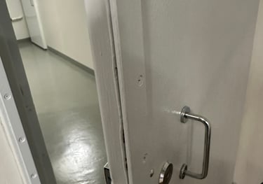 Murtosuojarauta vanha ovi