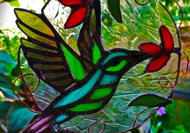 beautifuls desings in stained glass in plya jaco costa rica