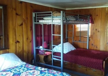 Cabin 1 bunk beds