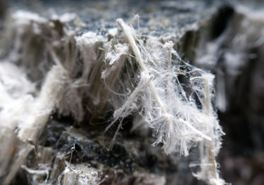 White asbestos fibres (chrysotile)