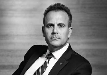 Professional portrait photography in Montreal, ideal for personal branding, professionals,
