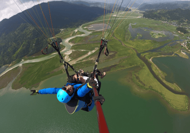 paragliding in Pokhara