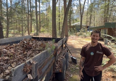Estate cleanout in Thompsonville CT clearing household belongings