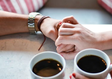 Relaciones que suman, relaciones que agotan