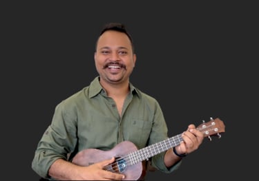Musicwale's teacher teaching ukulele on recorded courses