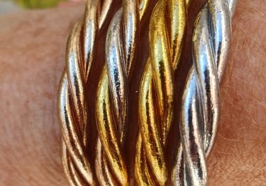 Kumlaï Twist 4 couleurs disponibles rose gold, trio, gold et silver