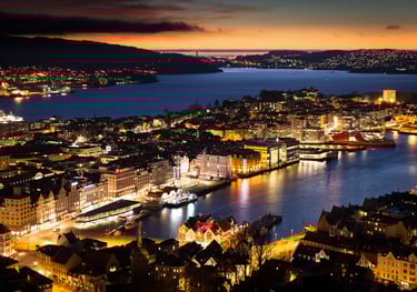 Bergen by night