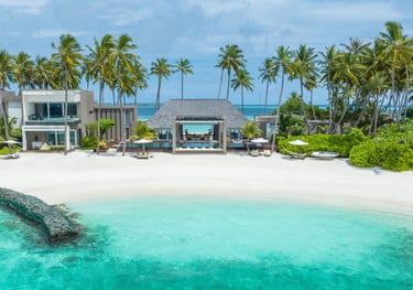 a beachfront home with a view of the ocean, Cheval Blanc Randheli