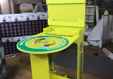 durable light weight floor standing unit for roadshows and exhibitions