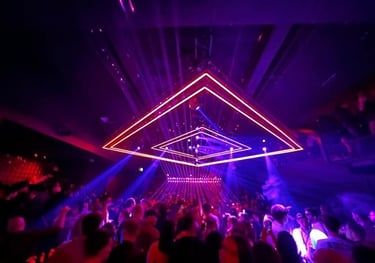 l'arc paris best club paris table booking gate club