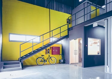 Steel platform and locker combination designed for Morespace by IN SAFE