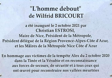 Plaque oeuvre mémorielle tempête Alex l'homme debout artiste sculpteur Wilfrid Bricourt