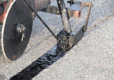 Asphalt Crack Sealing Service in Auburn, Alabama