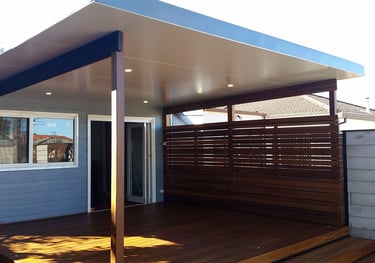 Insulated panel roof