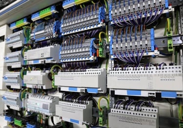Odapanoları, elektriksel güvenliği sağlayarak sistemlerin düzenli çalışmasını destekler.
