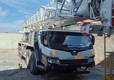 Frota de guindastes novos e revisados para locação em Goiânia