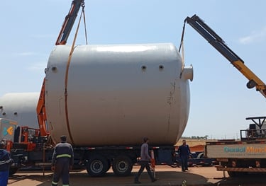 Içamentos de cargas com munck e guindaste